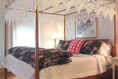 Photo 4 - White Lace Inn