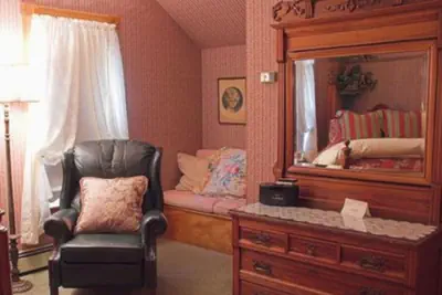 Photo 3 - White Lace Inn