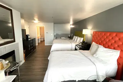 Photo 4 - Tides Inn & Suites