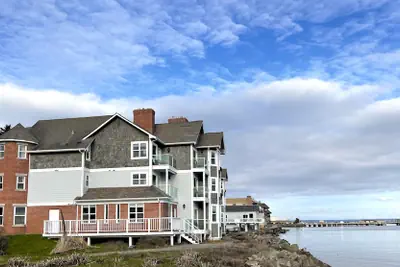 Photo 2 - Tides Inn & Suites