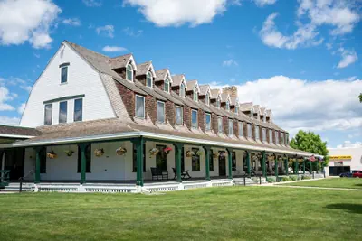Photo 2 - Sheridan Inn, B/W Signature Collection