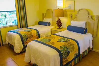 Photo 5 - Discovery Beach Resort