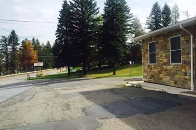 Photo 2 - Penn Terrace Motel