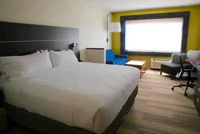 Photo 5 - Holiday Inn Express & Suites Oswego by IHG