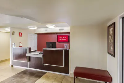 Photo 4 - Red Roof Inn Plano
