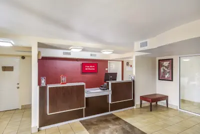 Photo 3 - Red Roof Inn Plano