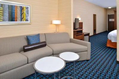 Photo 4 - Fairfield Inn & Suites Sacramento Airport Woodland