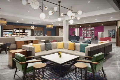 Photo 4 - Hampton Inn Huntsville/Village of Providence
