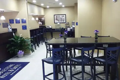 Photo 4 - Cobblestone Hotel & Suites - Harborcreek