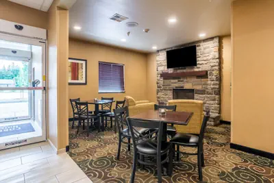 Photo 3 - Cobblestone Hotel & Suites - Harborcreek
