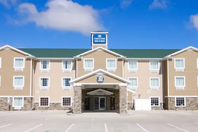 Photo 2 - Cobblestone Hotel & Suites – Devils Lake