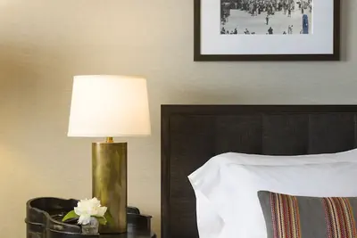 Photo 4 - Kimpton Journeyman Hotel by IHG
