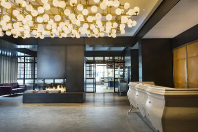 Photo 2 - Kimpton Journeyman Hotel by IHG