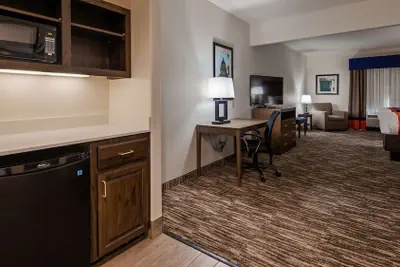 Photo 3 - Best Western Plus Ardmore Inn & Suites