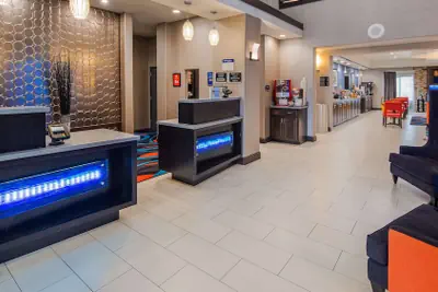 Photo 2 - Best Western Plus Ardmore Inn & Suites