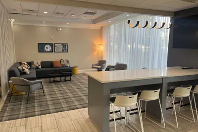 Photo 5 - City Express by Marriott New Orleans 1-10