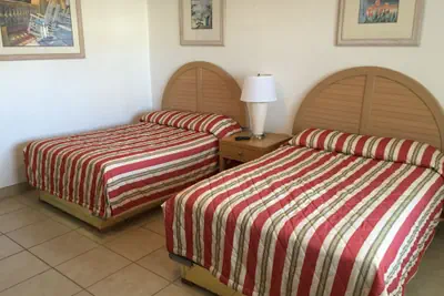 Photo 5 - Economy Suites