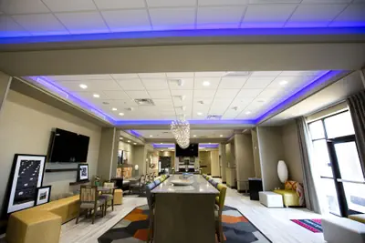 Photo 4 - Hampton Inn Blue Ash/Cincinnati