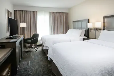 Photo 5 - Hampton Inn & Suites Mason City