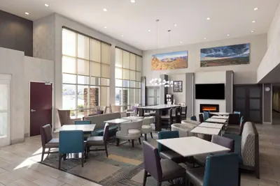 Photo 4 - La Quinta Inn & Suites by Wyndham Williams-Grand Canyon Area