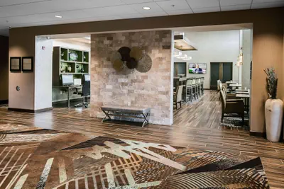 Photo 4 - Hampton Inn & Suites Hudson