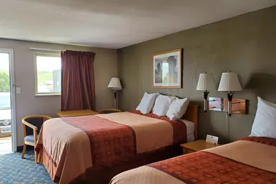 Photo 5 - Budget Inn Express Douglas