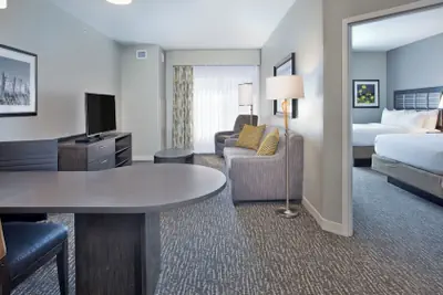 Photo 4 - Candlewood Suites Grand Island by IHG