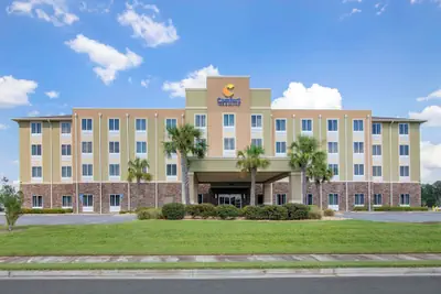 Photo 2 - Comfort Inn & Suites Valdosta I-75