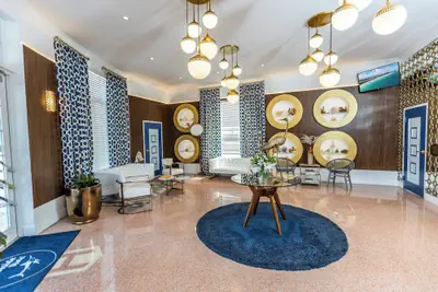 Photo 3 - Oceanside Hotel and Suites