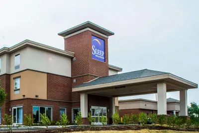 Photo 2 - Sleep Inn & Suites Syracuse Airport