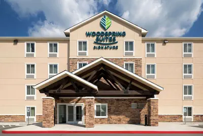 Photo 2 - WoodSpring Suites Houston IAH Airport