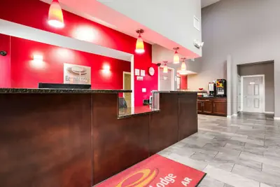 Photo 4 - Econo Lodge Forrest City I-40