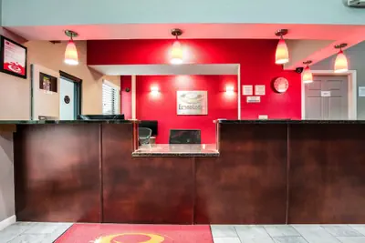 Photo 3 - Econo Lodge Forrest City I-40