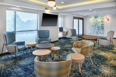 Photo 2 - TownePlace Suites by Marriott Detroit Troy