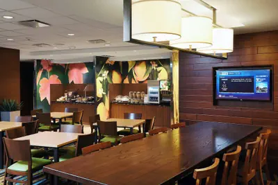 Photo 3 - Fairfield Inn & Suites by Marriott Omaha West