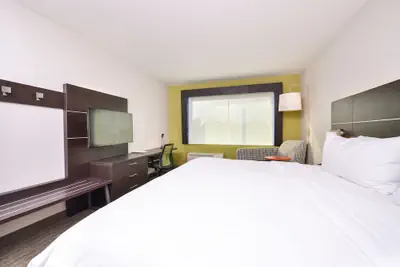 Photo 4 - Holiday Inn Express Donaldsonville by IHG