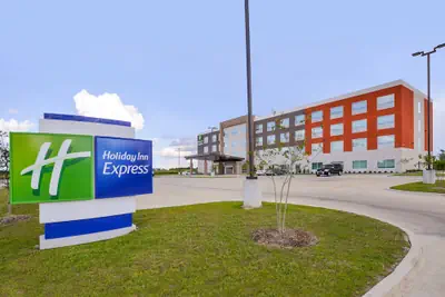Photo 2 - Holiday Inn Express Donaldsonville by IHG