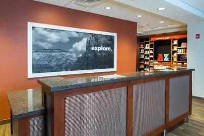 Photo 5 - Hampton Inn & Suites Page - Lake Powell