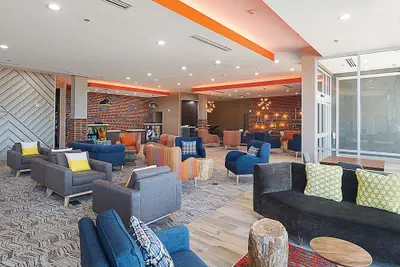 Photo 4 - Four Points by Sheraton Plano