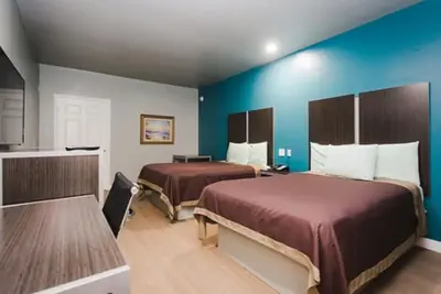 Photo 5 - Econo Lodge Inn & Suites Channelview - Houston East