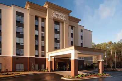 Photo 2 - Hampton Inn & Suites by Hilton Augusta-Washington Rd