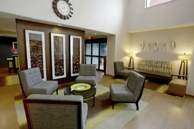 Photo 4 - Hampton Inn & Suites Ponca City