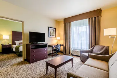 Photo 5 - Cobblestone Hotel & Suites - Erie