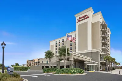 Photo 2 - Hampton Inn & Suites Carolina Beach Oceanfront