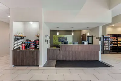 Photo 4 - Best Western Plus Pflugerville