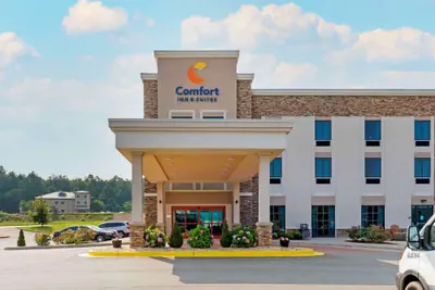 Photo 2 - Comfort Inn & Suites East Ellijay