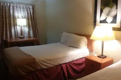 Photo 3 - Sunset Inn