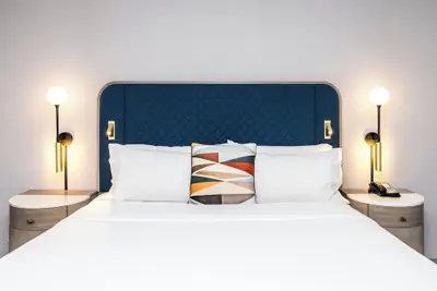 Photo 4 - voco The Clair Cincinnati Downtown by IHG
