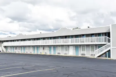 Photo 2 - Knights Inn Merrillville