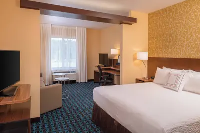 Photo 5 - Fairfield Inn & Suites by Marriott Huntington